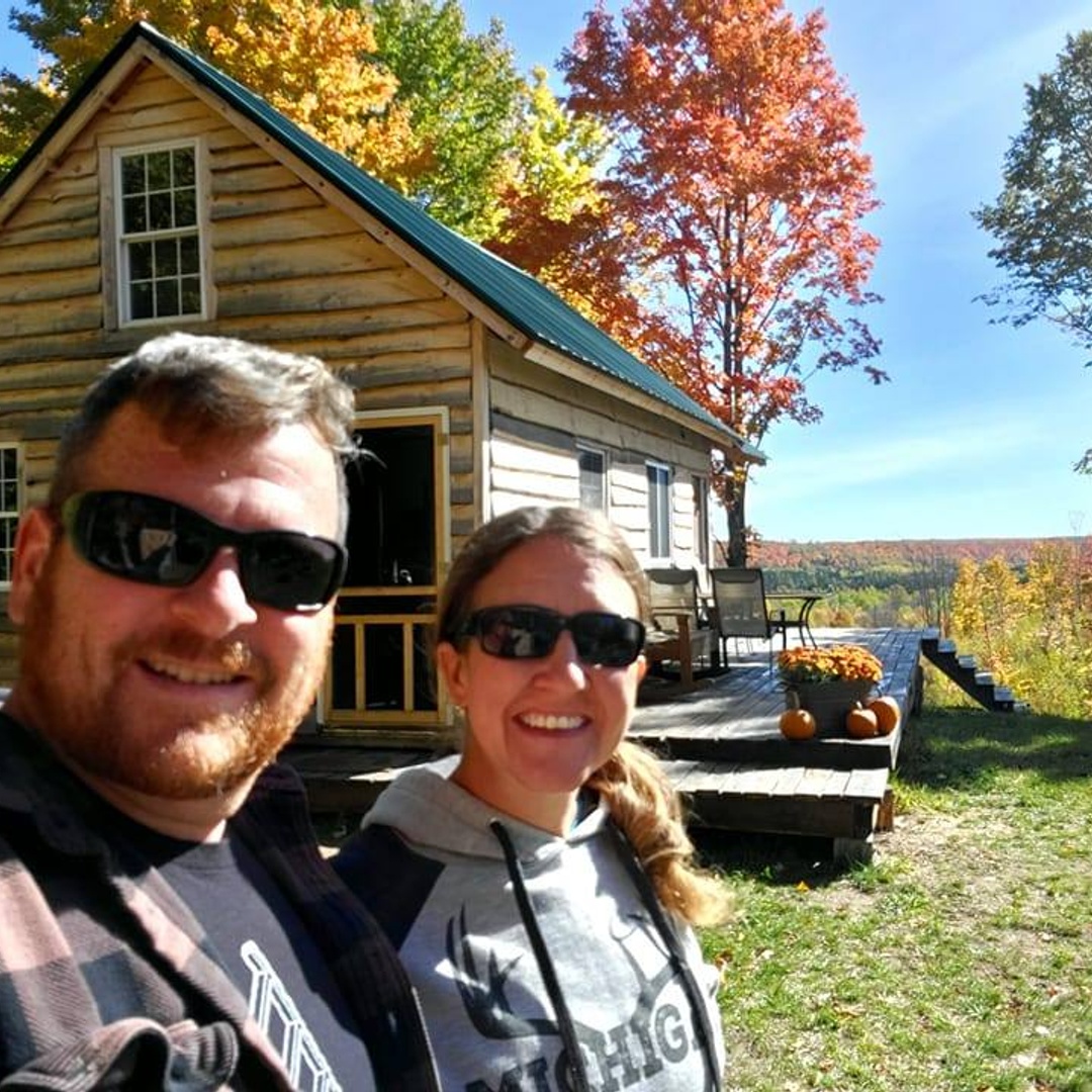 Off Grid with Jay and Jen