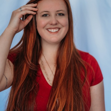 Emily Dexter (Liker of Words)