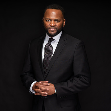 Dr. Bobby Manning