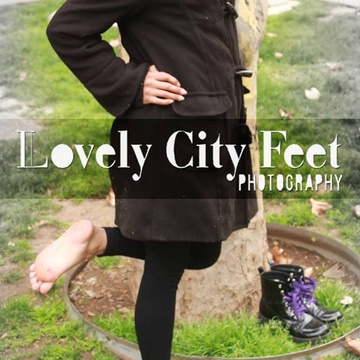 Lovely City Feet