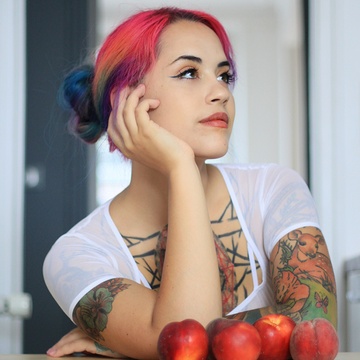 Prunette Patreon Creator Profile