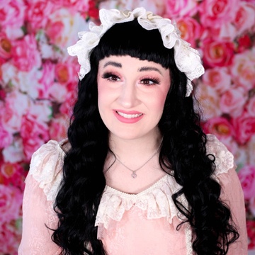 Lovely Lor Patreon Creator Profile