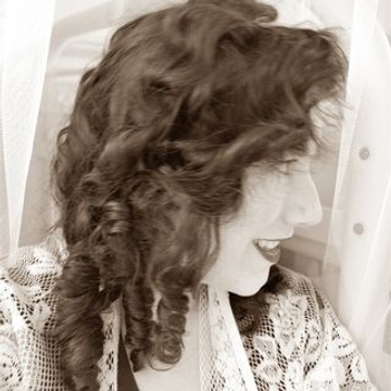 Kate Catchpole, The Long Haired Flapper
