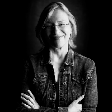 Monique Attinger, Certified Holistic Nutritionist