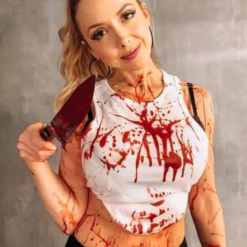 Laura Allie Patreon Creator Profile