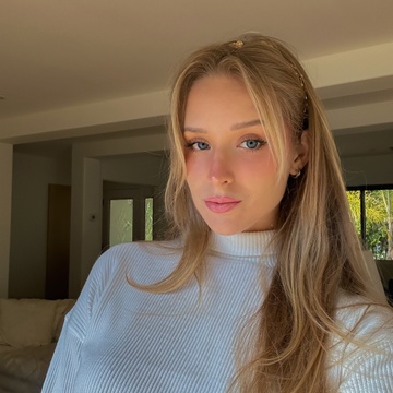 Caroline Zalog