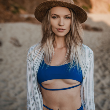 Brooke Lorraine