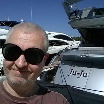 Julian Patreon Creator Profile
