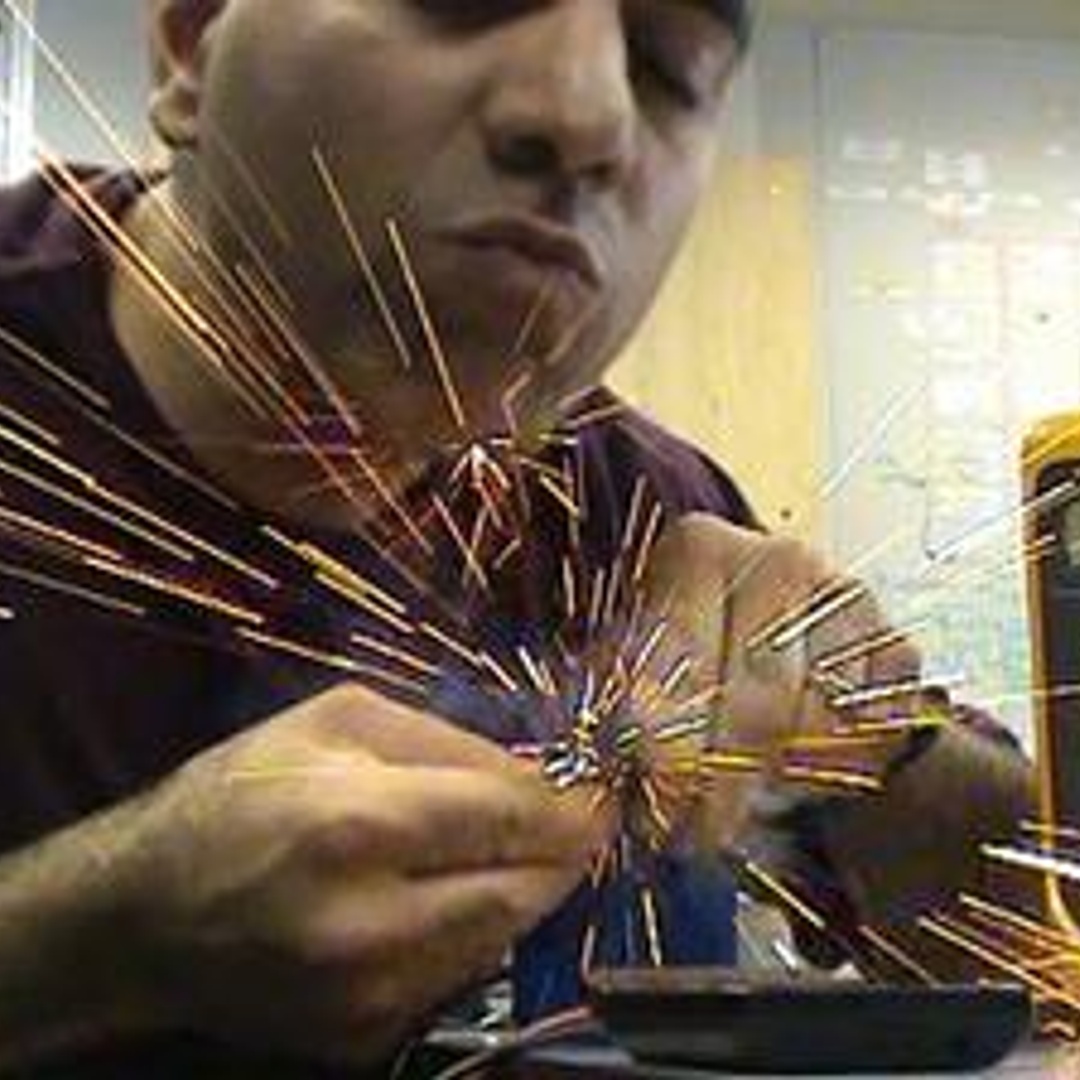 ElectroBOOM [Mehdi Sadaghdar]