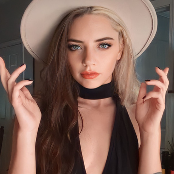 Eruca Rose