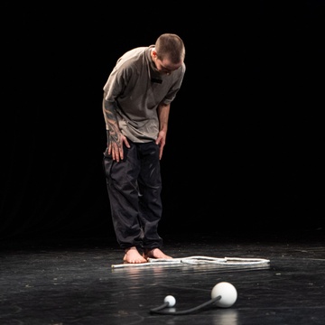 Bow juggler Patreon Creator Profile