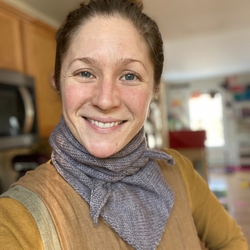 Chelsea Makes Patreon Creator Profile