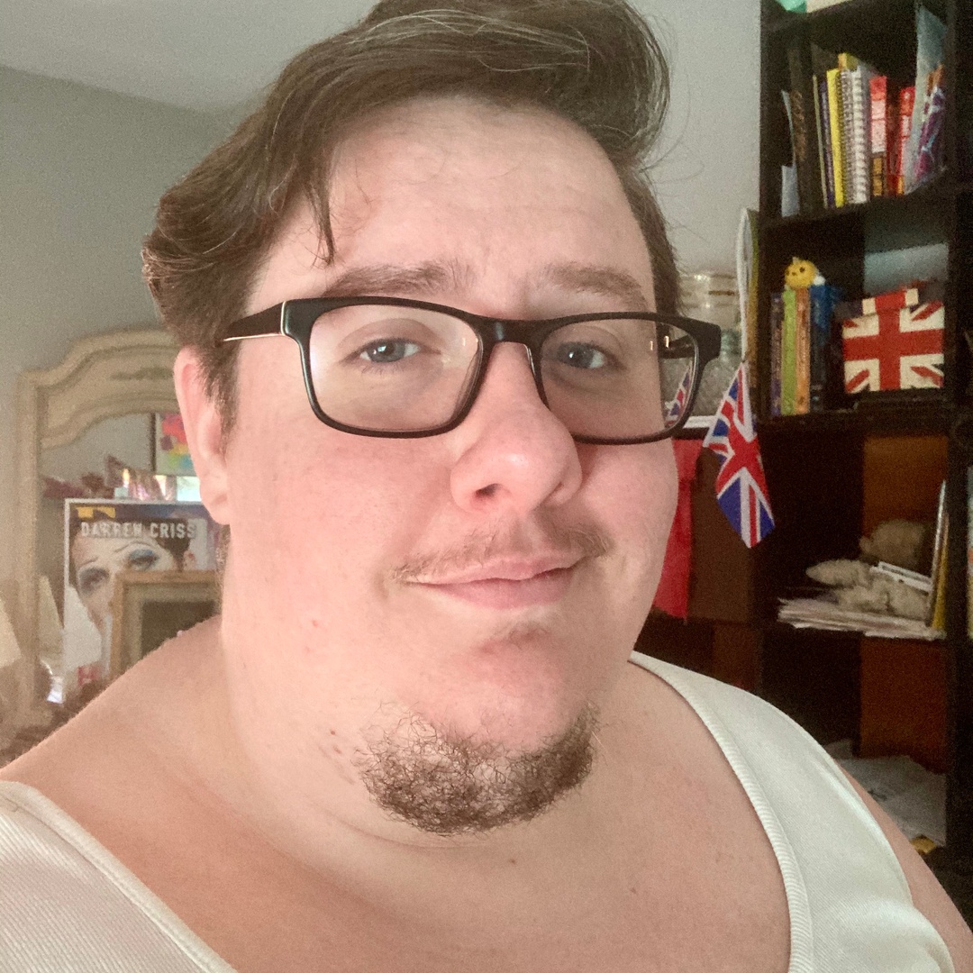 Riley Dwight Patreon Creator Profile