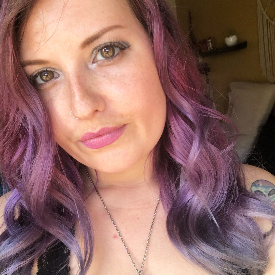 Justine the Witch Patreon Creator Profile