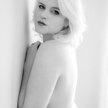 Model Teabird Patreon Creator Profile