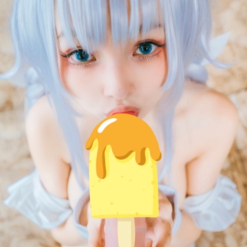 MomocaT Cosplayer