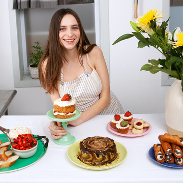 Clara Cakes Patreon Creator Profile