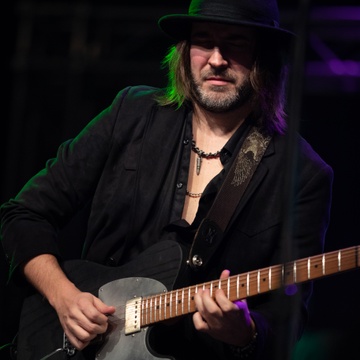 Andy Wood