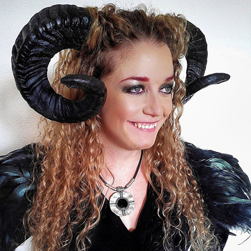 Sére Skuld Patreon Creator Profile