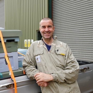 Beekeeping with Stewart Spinks