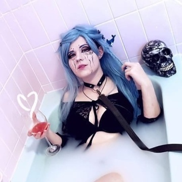 Fyly Artworks and Cosplays Patreon Creator Profile