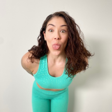 Kyra Pro
