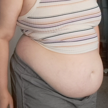 Hannah College Belly Babe