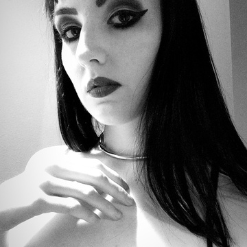 Evie Lupine