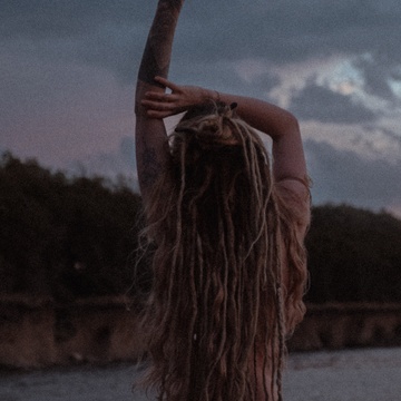 Jana. Patreon Creator Profile