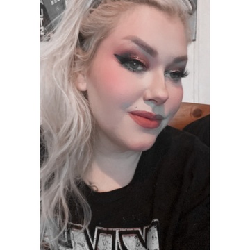Dana Dunn  (magical__plans)