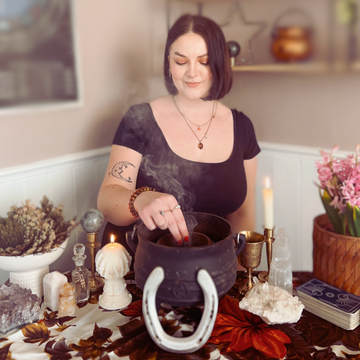 Cath The House Witch