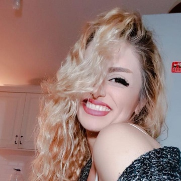 Learn English with Paria Akhavass's Patreon profile picture