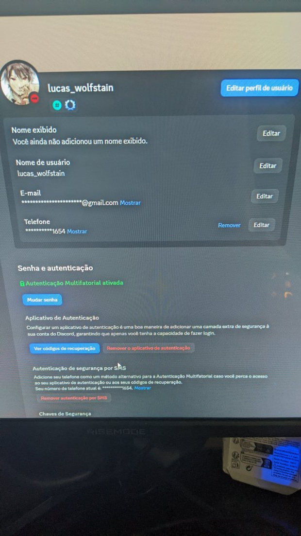 520559688