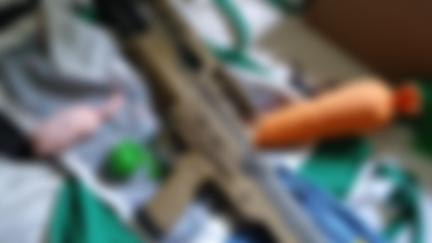 New pics at 6! Yes I'll be posing with the gun you guys bought me 🥰