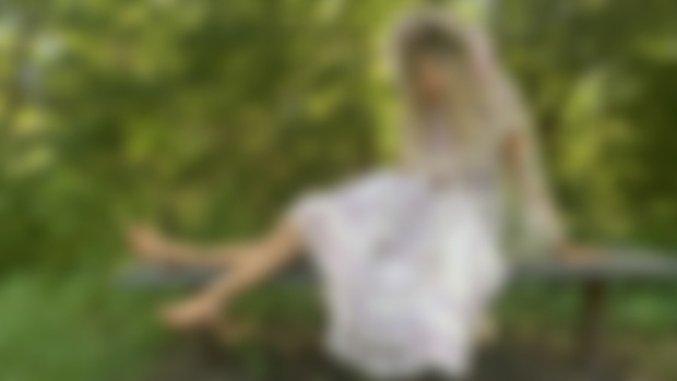 Feeling like a porcelain doll out in the park