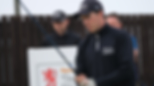 Tartan Tour-Leven Links