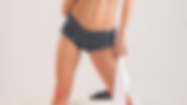 Hana in sexy shorts 16/23