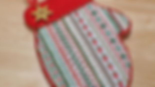 The Christmas Mitten Part 2: All the Finishing