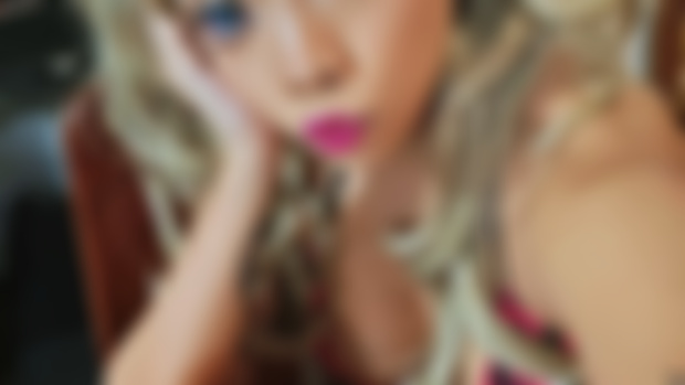 Cognitive Ann [Selfie Set]
