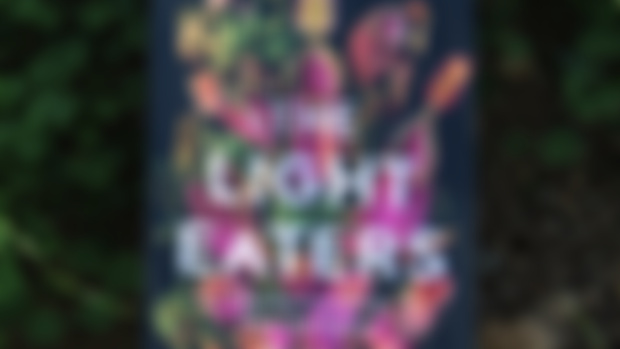 Reseña&Noticias Navidades 2024 {The Light Eaters}