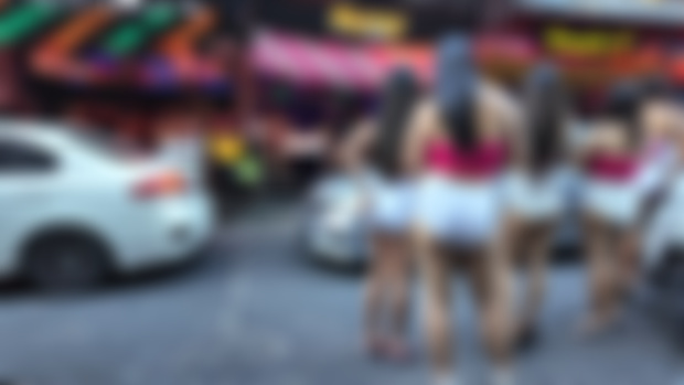 Back to Back Soi 6