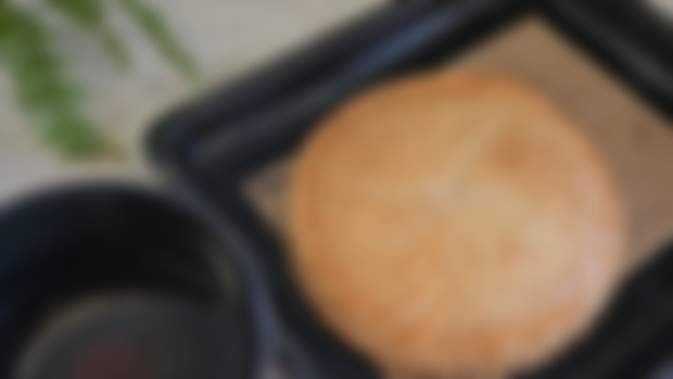 Pâte feuilletée partie 1 : réalisation de la détrempe et début du pâton