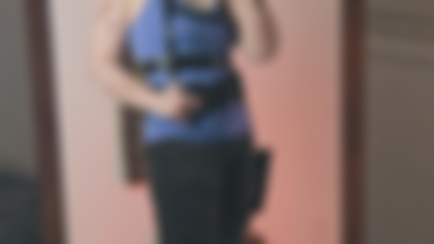Working on a Jill cosplay set! ^-^