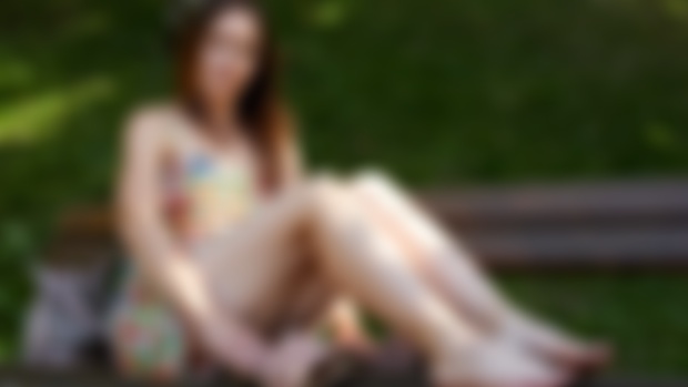 Issue 30 · Veronica · Age 30 · Foot size 7 · 30 Images