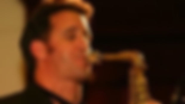 LOTW 4: Eric Marienthal Blues + Bebop scale lick (short and practical to use)
