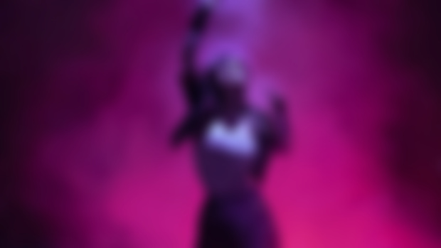 ✦ VI