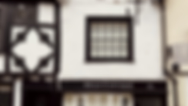 Photo references + inspiration: Characterful shops and buildings in Rye, UK