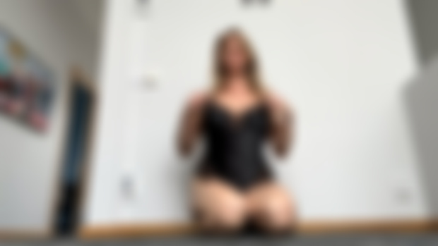 Intimate Yoga 24-25