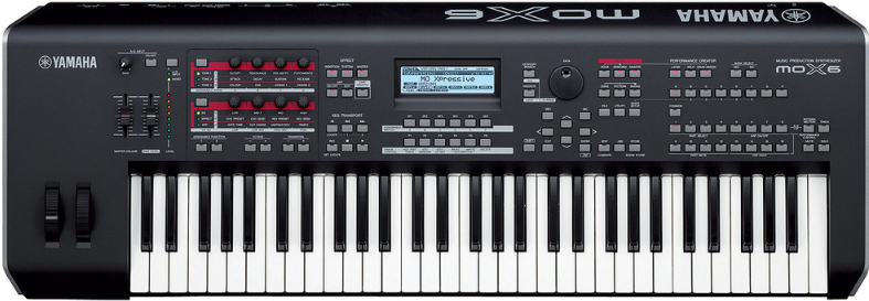 A shot of the Yamaha MOX6 Keyboard, with knobs, buttons and LEDs!
