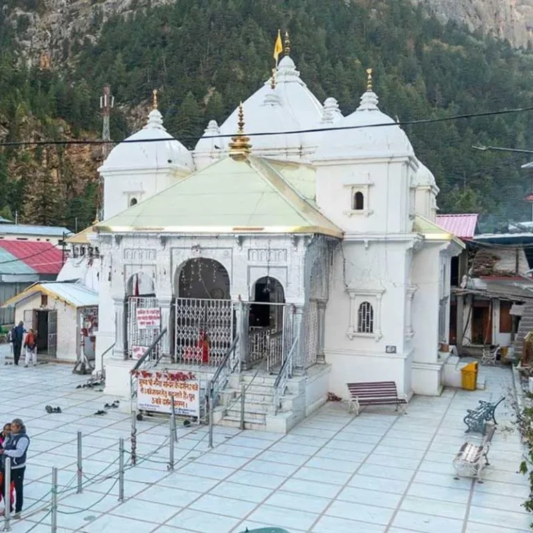 Things to Keep in Mind While Booking for Char Dham Yatra Package